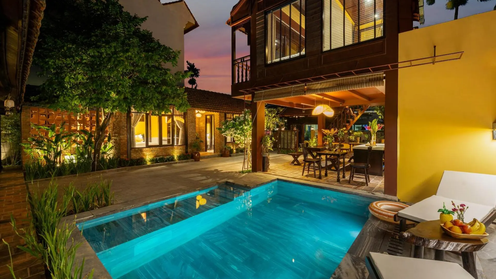 Demin Villa Hoi An - Pool And Bbq Garden