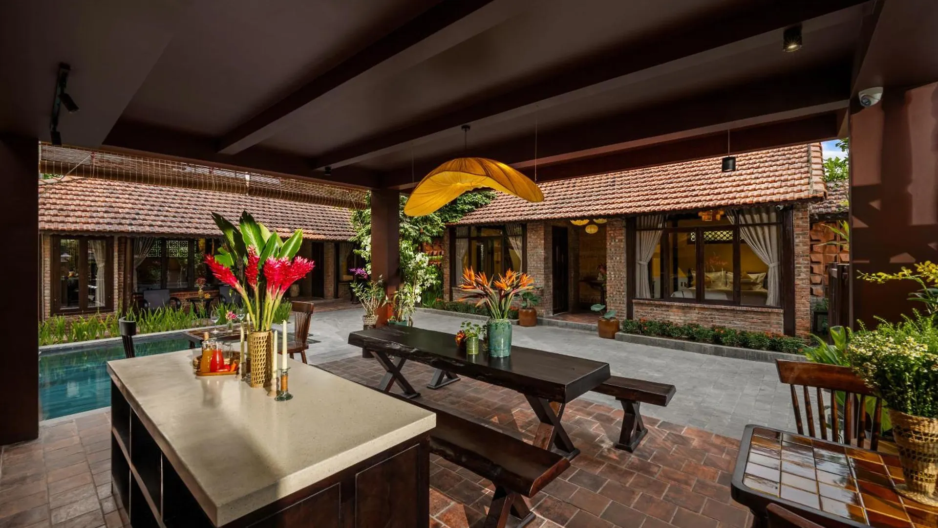 Demin Villa Hoi An - Pool And Bbq Garden